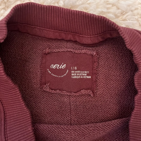 red aerie crewneck - Picture 2 of 2